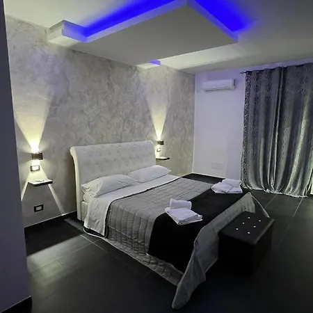 Broken Column Appartement